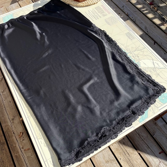 Wild Fable Black Lace Trim Slip Skirt XL - Picture 2 of 5
